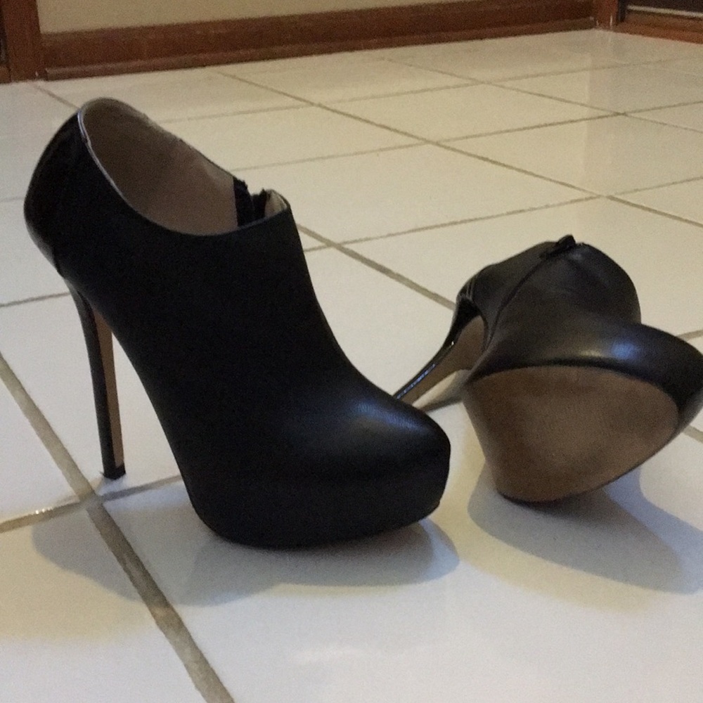 NYLA Booties